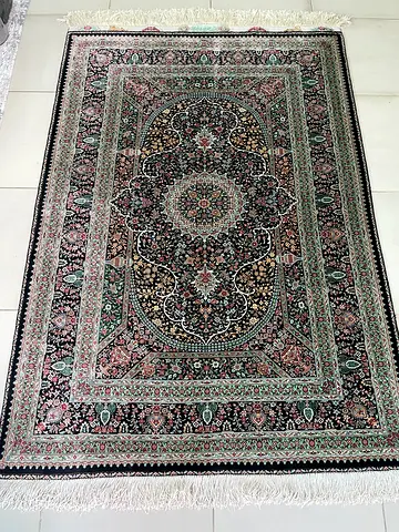 Handwoven %100 Silk Persian Carpet
