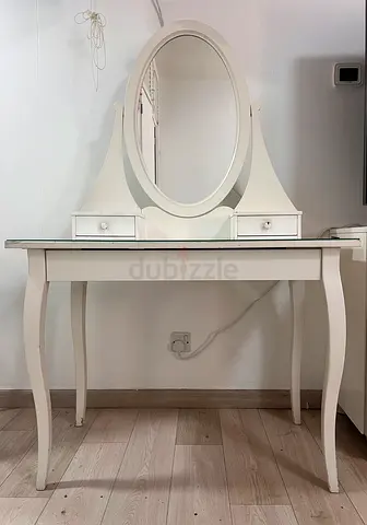 White Wooden Dressing Table with Oval Mirror and Drawers