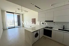 MODERN | BRIGHT | JVC FACING | APPLIANCES