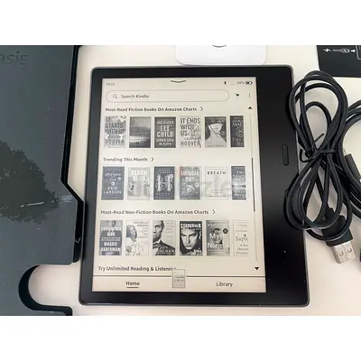 Amazon Kindle Oasis (10th Gen) – Graphite, 8GB, WiFi with Premium Case  Original Box