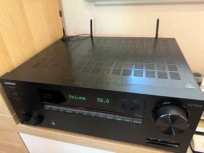 Onkyo TX-NR787 9.2-Channel 4K AV Receiver | THX Certified | Excellent Condition