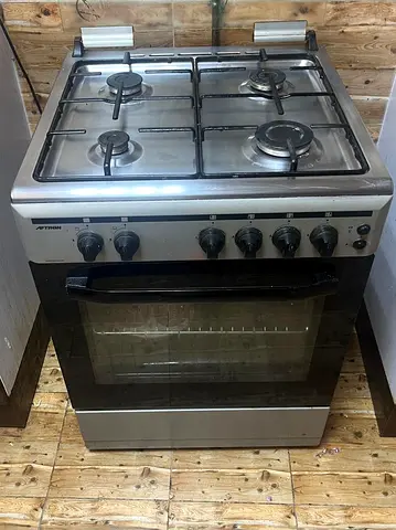Cooking range