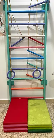 Kids Indoor Climbing Gym