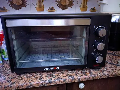 AFTRON countertop oven - good working condition