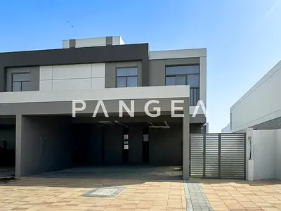 Vacant | Big Plot | Newly Landscaped