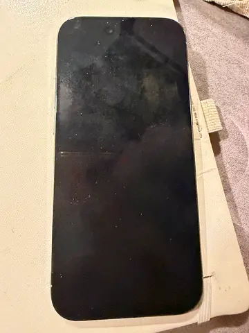 iPhone with cracked/used screen - needs repair