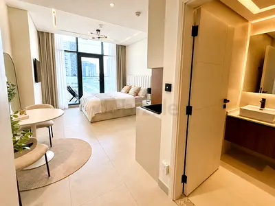 1 min to metro | Multiple cheques | Fully furnished