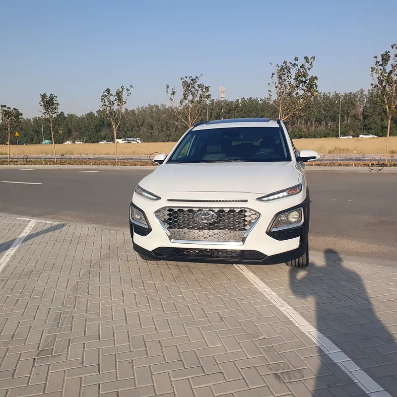 Hyundai Kona 2020 — photo 1 of 20