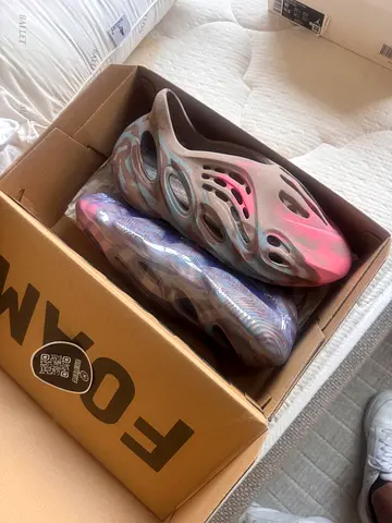 Yeezy Foamrunner MX Grey 10US