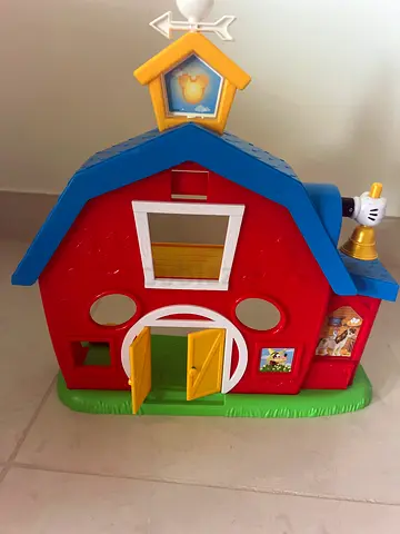 Mikey mouse cartoon house toy