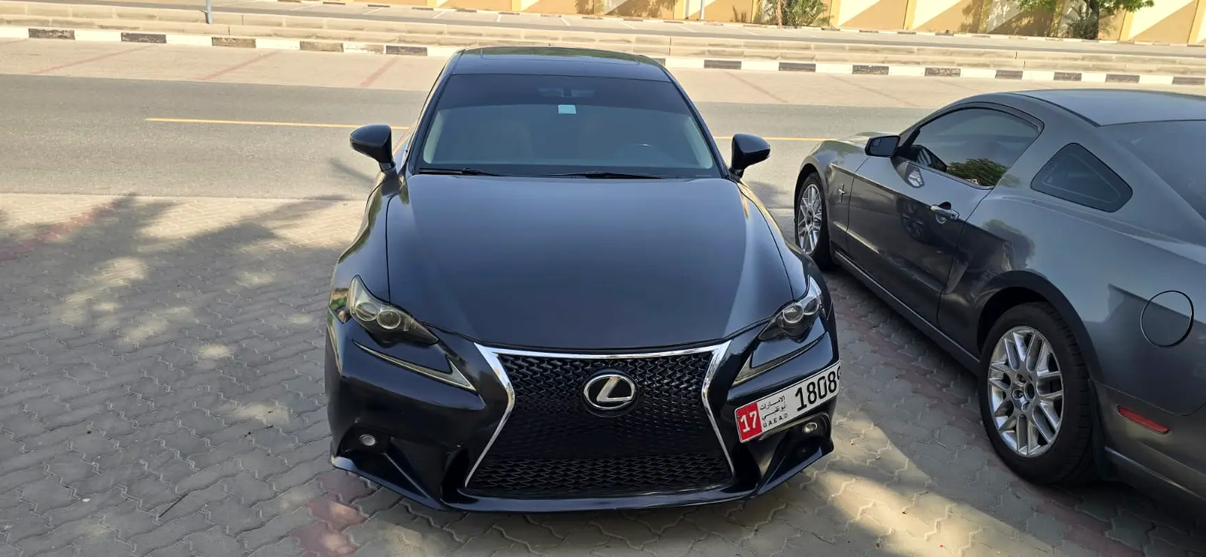 Lexus IS-Series 2015 — photo 1 of 14