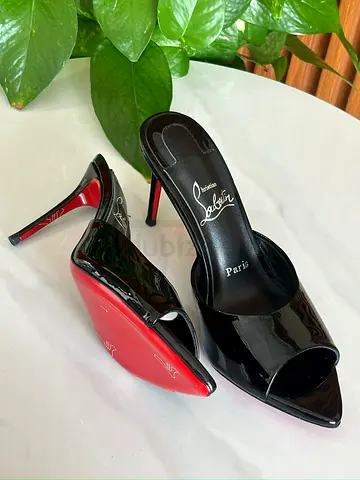 Louboutin high heel for women