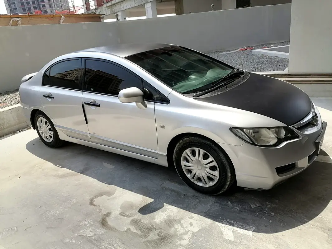 Honda Civic 2008 — photo 1 of 5