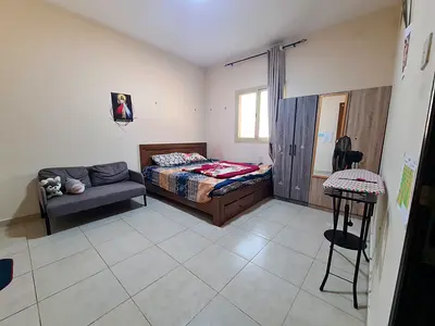 Private room near to metro available for Couples..!!