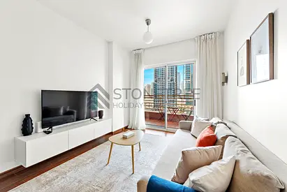 NO SECURITY DEPOSIT | Flexible Cancellation Terms | Near Metro | Bills Included | Full Lake View