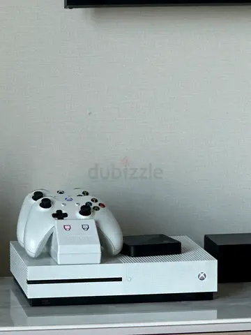 Microsoft Xbox One S Console with Wireless Controller, One Controller Needs Battery Replacement.