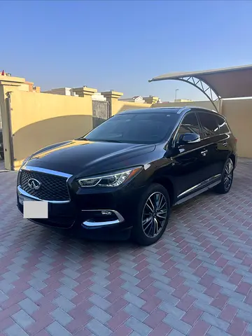 Low mileage 2020 Infiniti QX60 lady driven full service history