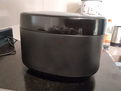 Electric Rice Cooker / Multi Cooker - Compact Black, Good Working Condition