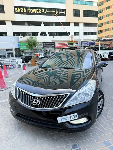 Hyundai Grandeur Premium 2014 - Korean Specs - Well Maintained