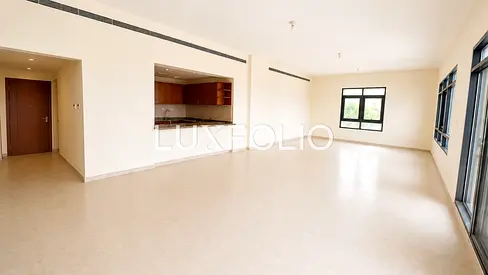 3 Bedroom | Vacant On Transfer | EXCLUSIVE