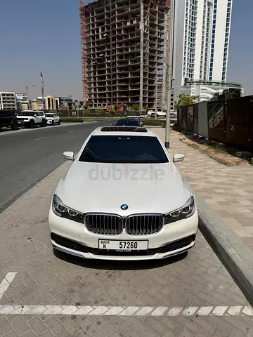 BMW 7-Series 2018 730Li GCC Specs - Immaculate Condition