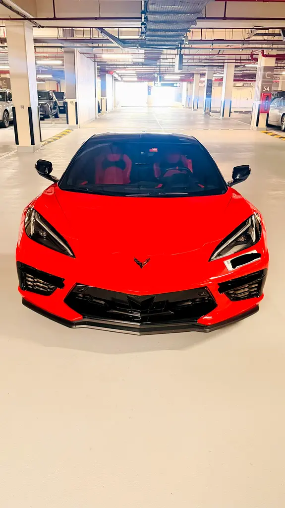 Chevrolet Corvette 2022 — photo 1 of 5