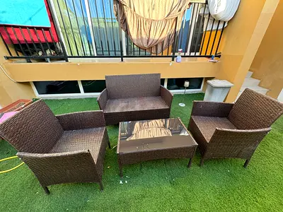 4-Seater Outdoor Chairs and Table Set