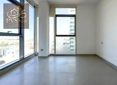 3 BEDROOM CHILLER FREE, LARGE LAYOUT WITH BALCONY