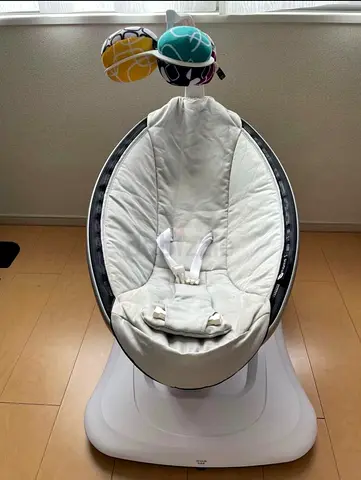 4moms mamaRoo Baby Swing/Rocker - Light Grey, Good Condition