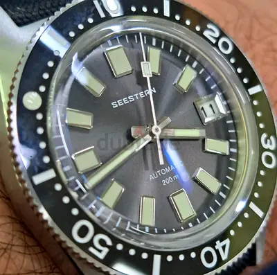 Seestern Automatic Diver Watch - 200m, Date Window, Lumed Dial