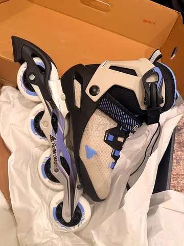 New - Never Used Rollerblade Inline Skates - Size 39/40 EU- 8/8.5 US