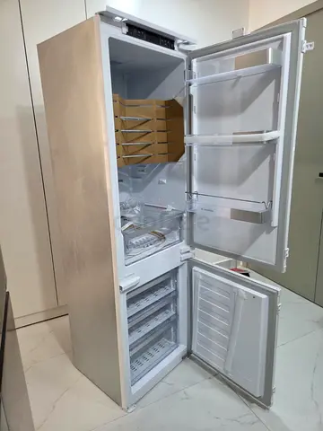 New Ariston Upright Freezer - Condition - New