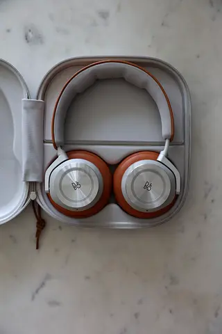 Bang  Olufsen Beoplay H95 Headphones