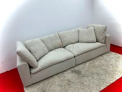 Excellent condition the loom collection two pieces sofa