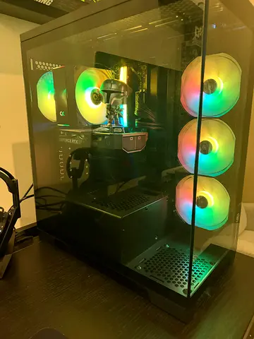 Gaming pc new rtx 5060 8 gb gpu 32 gb ddr5 ram 3 tb separate disks [more in photos]