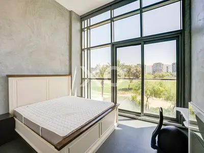 2 Bed | Upgraded + Remodelled | Vacant