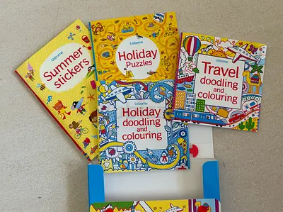Usborne Holiday Activity Pack 4 x Books in Carry Case BRAND NEW