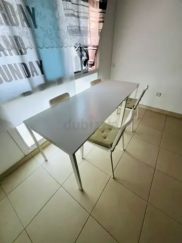 4 seater white dining table set
