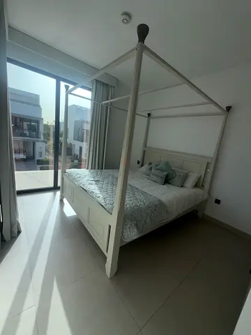 White Four-Poster Bed with Storage Drawers - Queen Size