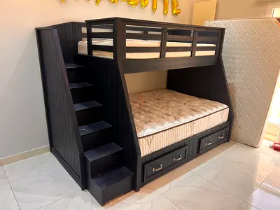 Pottery barn kids bed with 2 mattress and drawers