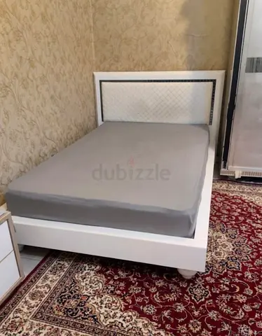 Bed with matress for 300 QUICK SALE