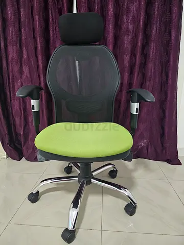 Ergonomic Mesh Office Chair with Headrest - Green