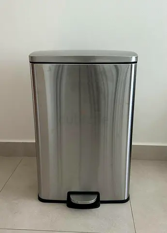 Pedal bin, stainless steel, 50 l. Brand: IKEA. (NO USE)