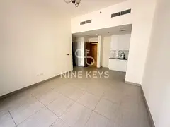 Vacant | Unfurnished | Mid Floor | Park Access
