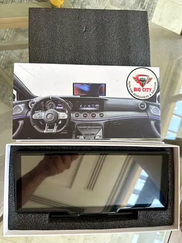 10-inch Car Play Screen - Like New