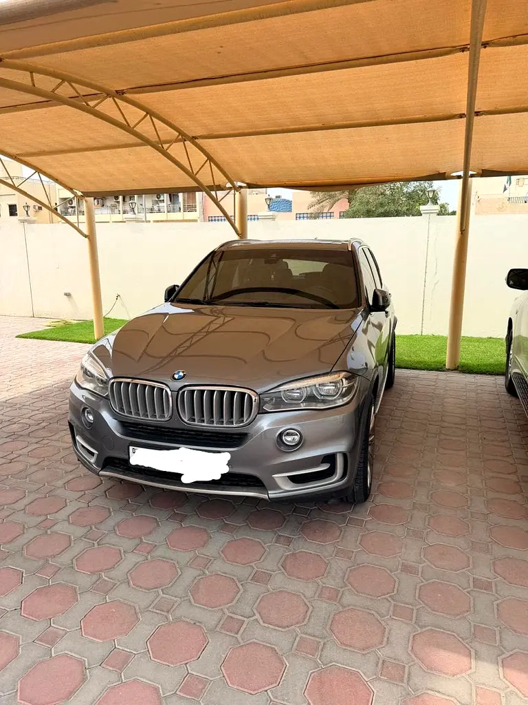 BMW X5 2018 — photo 1 of 16