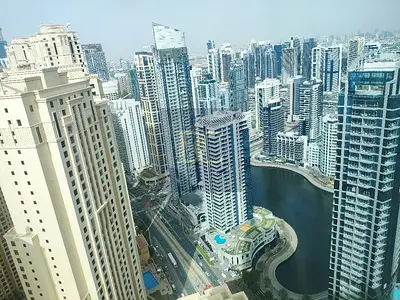الطابق العلوي بغرفتي نوم | برج الفتان البحري | إطلالة على المارينا والبحر | شقة غير مفروشة