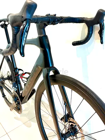 Trek Domane SL-05- model 2025/26 full carbon -shimano-105-12*2 speed di2 electric shifter-disc brake