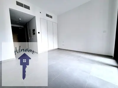 "Brand new" studio with balcony (pool view)