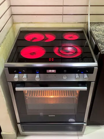 SIEMENS ELECTRIC STOVE